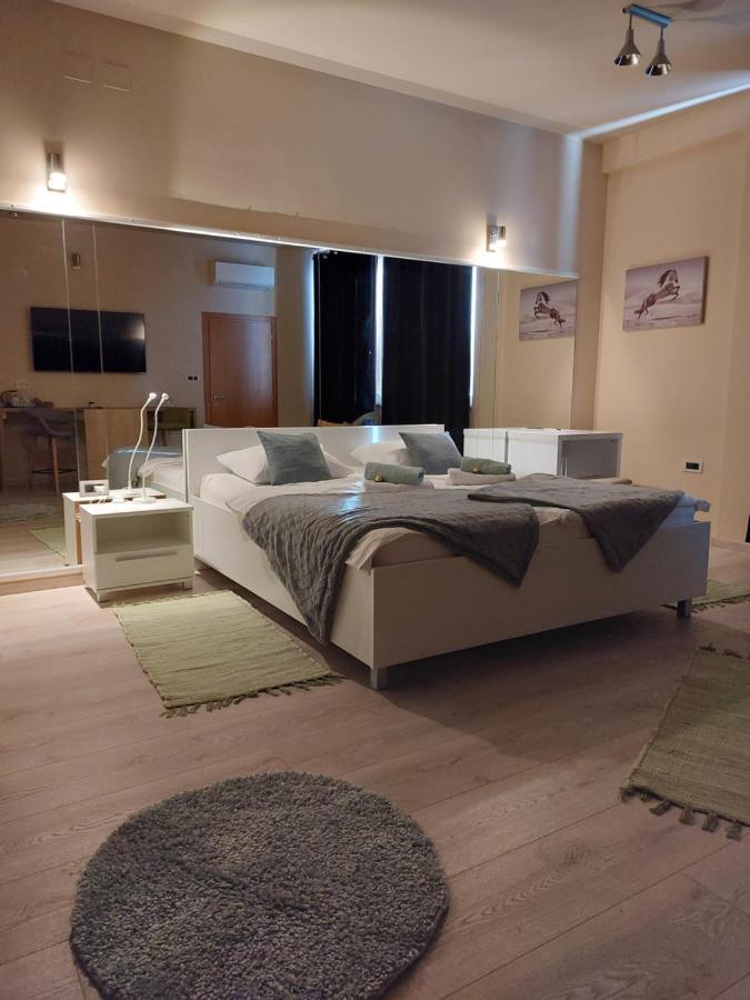 Room And Apartments Antea Rovinj Exteriér fotografie